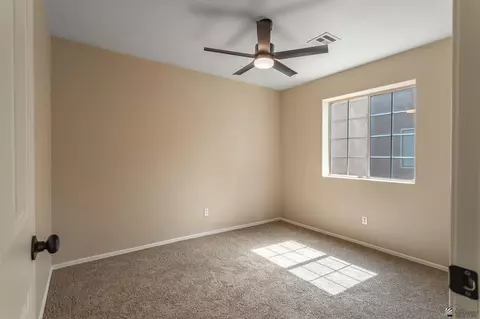 Bedroom - 7868 E 42 Pl, Yuma, AZ 85365 photo 4 of 5