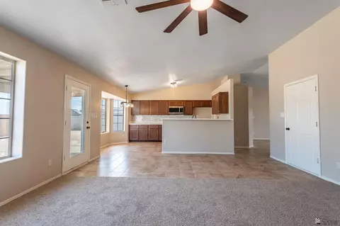Living - 7868 E 42 Pl, Yuma, AZ 85365 photo 5 of 6