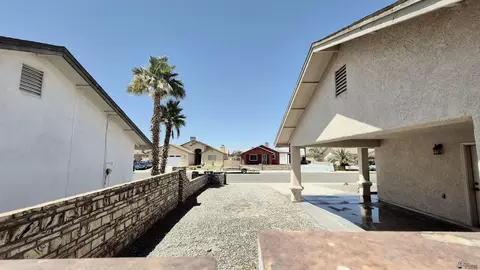 Exterior - 10429 E 37 St, Yuma, AZ 85365 photo 6 of 7