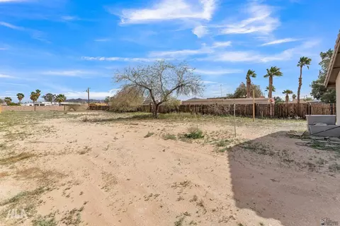 Exterior - 12816 E 44 St, Yuma, AZ 85367 photo 3 of 4