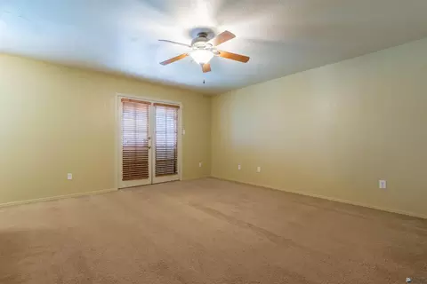 Living - 6257 E 41 St, Yuma, AZ 85365 photo 11 of 12