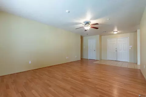 Living - 6257 E 41 St, Yuma, AZ 85365 photo 2 of 12
