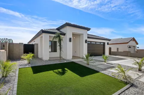 Exterior - 10821 E 45 St, Yuma, AZ 85367 photo 2 of 4