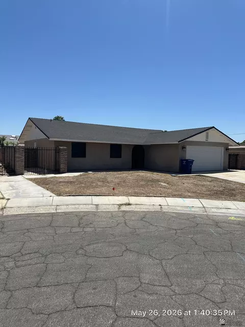 1401 E Kuns Ct, Yuma, AZ 85365