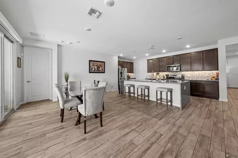 Dining - 14560 E 42 Pl, Yuma, AZ 85367 photo 1 of 2