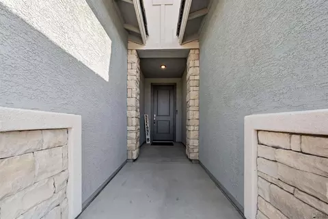 Entry Way - 14560 E 42 Pl, Yuma, AZ 85367 photo 1 of 3