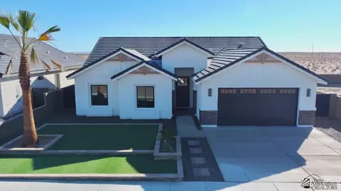 11427 E 42 St, Yuma, AZ 85367