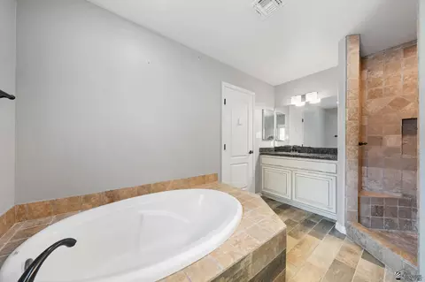 Bath - 5950 E 39 St, Yuma, AZ 85365 photo 4 of 5