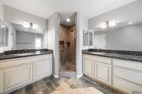 Bath - 5950 E 39 St, Yuma, AZ 85365 photo 5 of 5