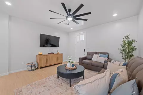 Living - 10634 E 45 St, Yuma, AZ 85367 photo 1 of 2