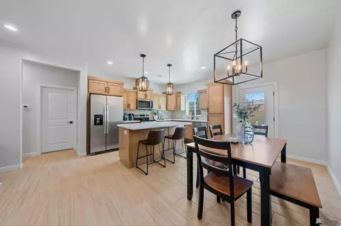 Dining - 10634 E 45 St, Yuma, AZ 85367 photo 1 of 3
