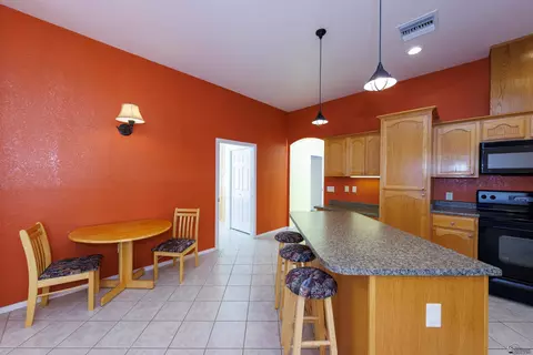 Kitchen - 14852 E 51 St, Yuma, AZ 85367 photo 2 of 5