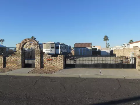 13216 E 46 Dr, Yuma, AZ 85367