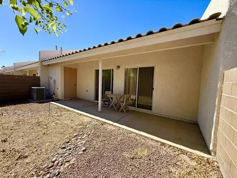 10672 E 35 St, Yuma, AZ 85365 photo 2