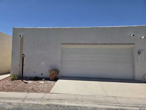 Exterior - 1407 E Pebble Beach Dr, Yuma, AZ 85365 photo 2 of 4
