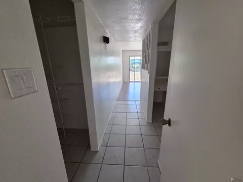 Entry Way - 1407 E Pebble Beach Dr, Yuma, AZ 85365 photo 5 of 5