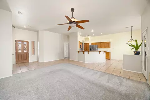 Living - 10334 E 38 Ln, Yuma, AZ 85365 photo 2 of 5