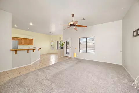 Living - 10334 E 38 Ln, Yuma, AZ 85365 photo 1 of 5