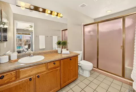 Bath - 13471 E 45 St, Yuma, AZ 85367 photo 1 of 3