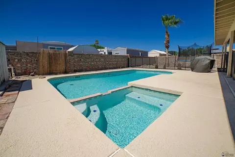 Exterior - 13471 E 45 St, Yuma, AZ 85367 photo 8 of 10