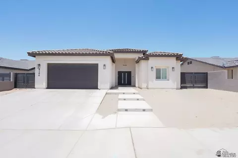 4186 E San Francisco St, San Luis, AZ 85336