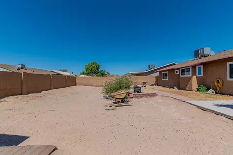 Exterior - 7181 E 24 Ln, Yuma, AZ 85365 photo 7 of 11