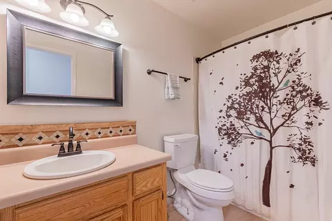 Bath - 7181 E 24 Ln, Yuma, AZ 85365 photo 3 of 3