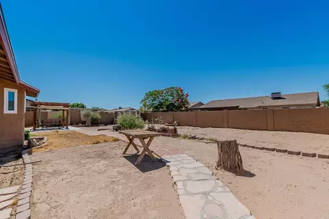 Exterior - 7181 E 24 Ln, Yuma, AZ 85365 photo 8 of 11
