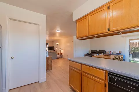 Kitchen - 7181 E 24 Ln, Yuma, AZ 85365 photo 2 of 2