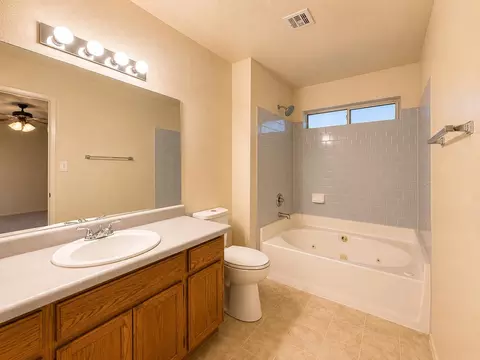 Bath - 11267 E 26 St, Yuma, AZ 85367 photo 1 of 2
