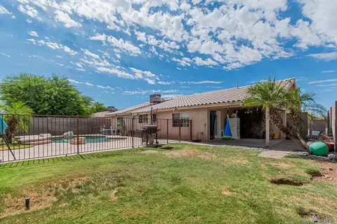 Exterior - 3040 W 29 St, Yuma, AZ 85365 photo 5 of 5