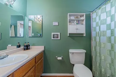 Bath - 3040 W 29 St, Yuma, AZ 85365 photo 1 of 2