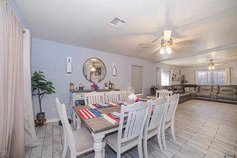 Dining - 6273 E 40 Pl, Yuma, AZ 85365 photo 3 of 3