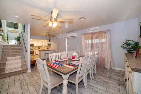 Dining - 6273 E 40 Pl, Yuma, AZ 85365 photo 2 of 3