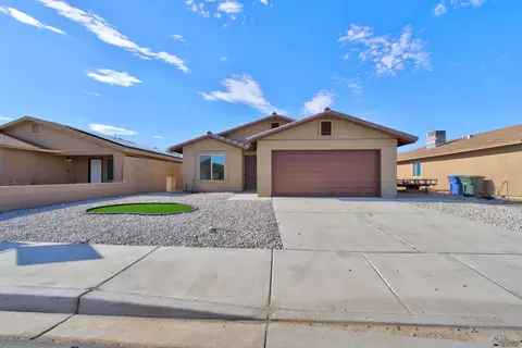 7124 E 37 St, Yuma, AZ 85365