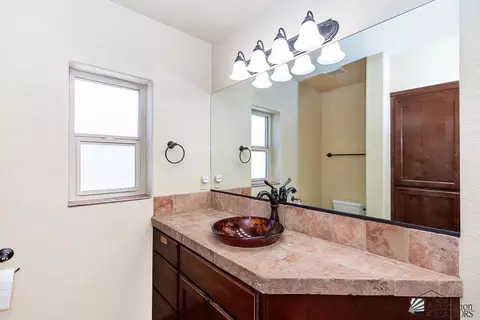 Bath - 5454 E 38 St, Yuma, AZ 85365 photo 1 of 4