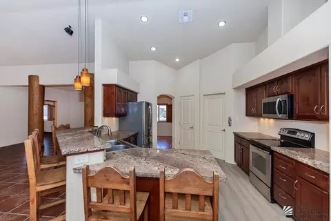 Kitchen - 5454 E 38 St, Yuma, AZ 85365 photo 3 of 4