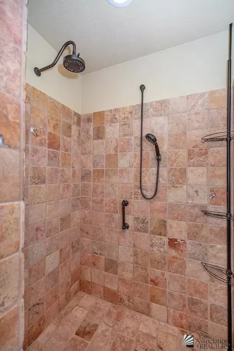 Bath - 5454 E 38 St, Yuma, AZ 85365 photo 4 of 4