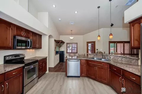 Kitchen - 5454 E 38 St, Yuma, AZ 85365 photo 4 of 4