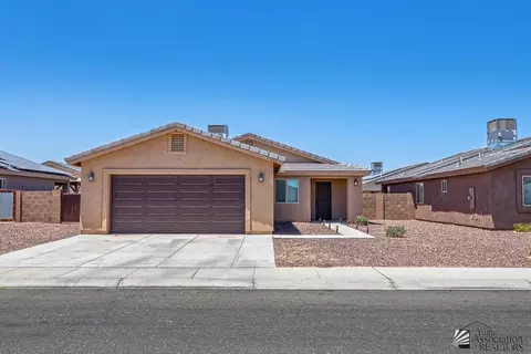 Exterior - 11522 E 33 Ln, Yuma, AZ 85367 photo 1 of 12