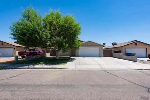 8845 E 38 Pl, Yuma, AZ 85365 photo 1