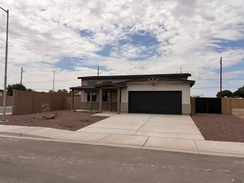 3182 S Rancho Way, Yuma, AZ 85364