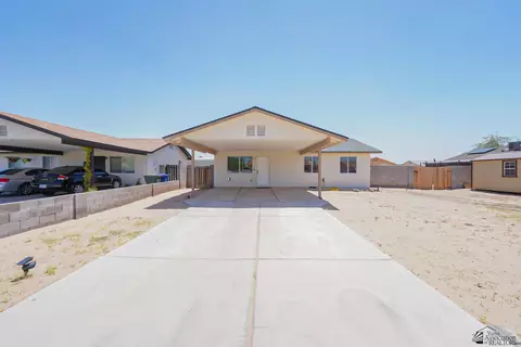 8927 E 39 St, Yuma, AZ 85365
