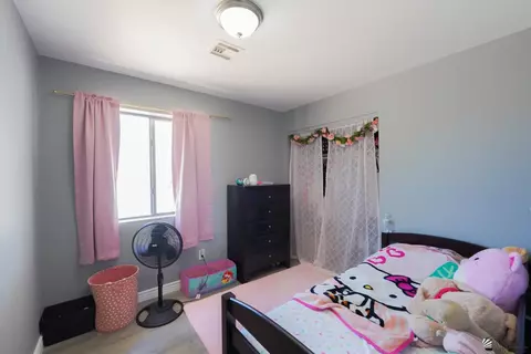 Bedroom - 8927 E 39 St, Yuma, AZ 85365 photo 2 of 2