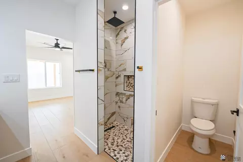 Bath - 10837 E 46 Pl, Yuma, AZ 85367 photo 4 of 4