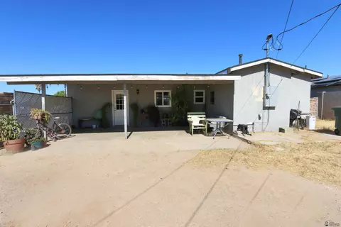 Exterior - 1237 S 10 Ave, Yuma, AZ 85364 photo 1 of 7