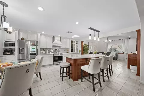 Kitchen - 529 E 26 St, Yuma, AZ 85364 photo 6 of 6