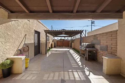 Exterior - 529 E 26 St, Yuma, AZ 85364 photo 2 of 3