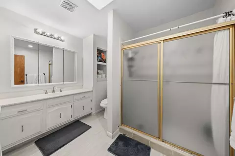 Bath - 529 E 26 St, Yuma, AZ 85364 photo 1 of 4