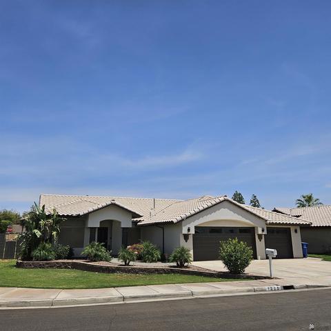 1325 S 28 Dr, Yuma, AZ 85364